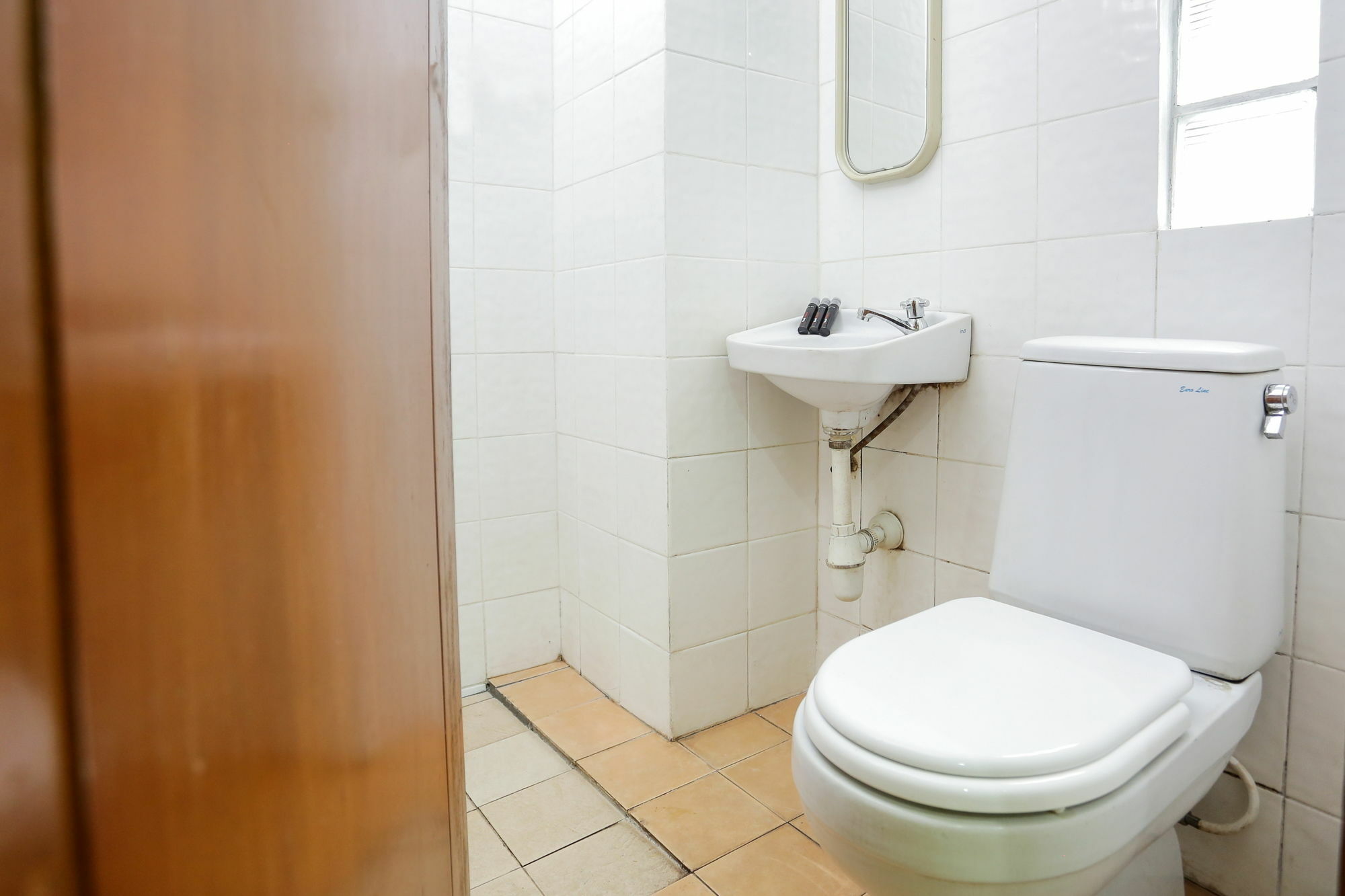 Reddoorz Near Sukajadi Hotel Bandung Ngoại thất bức ảnh