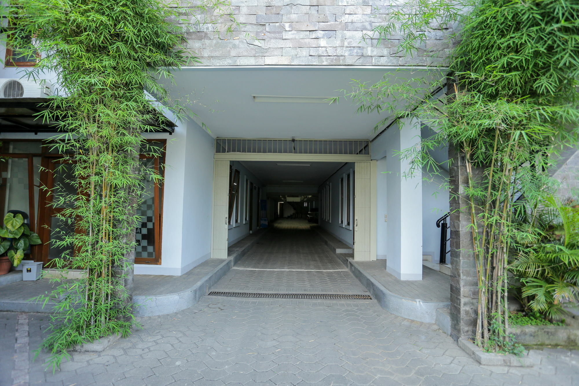Reddoorz Near Sukajadi Hotel Bandung Ngoại thất bức ảnh
