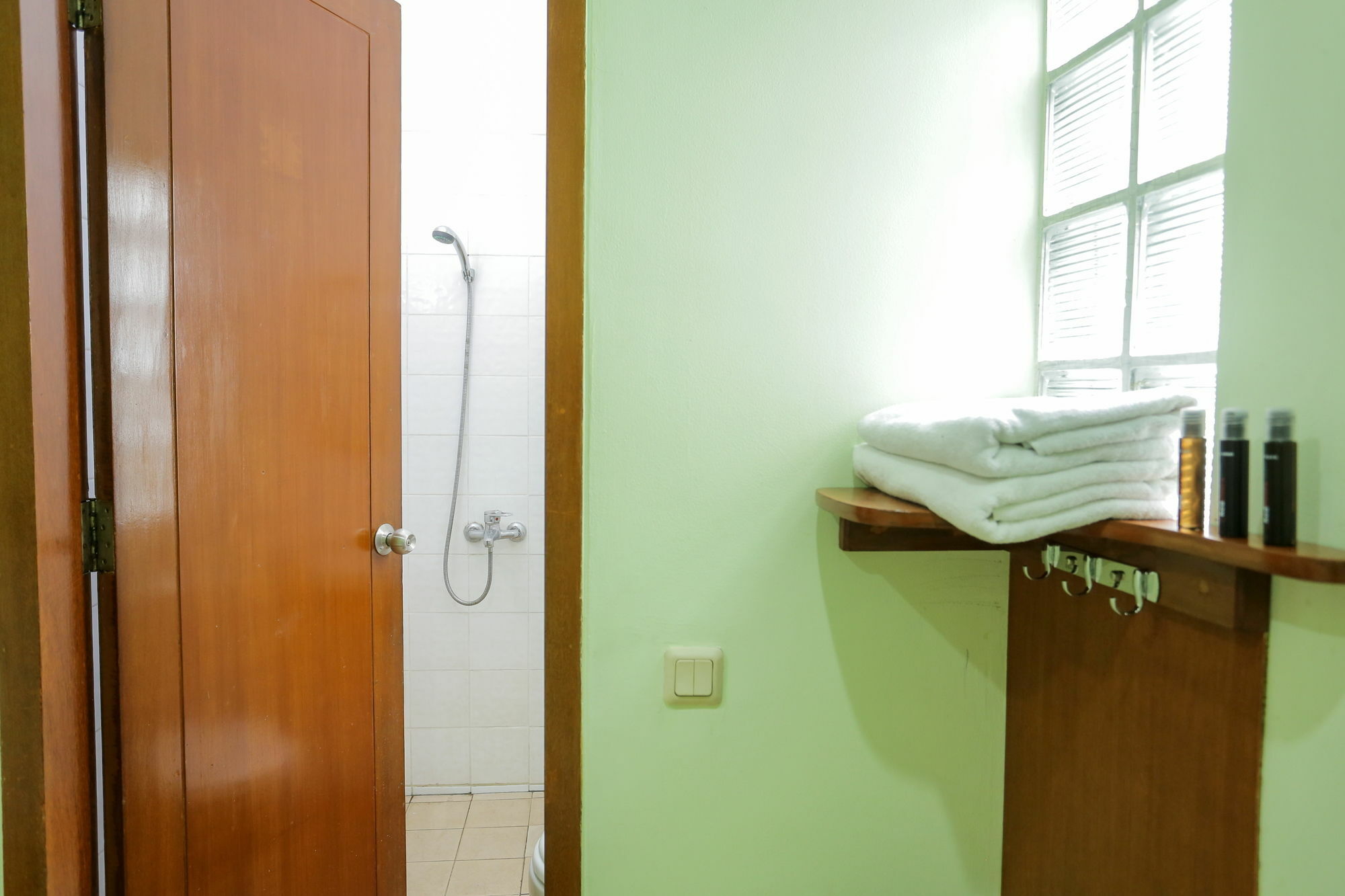 Reddoorz Near Sukajadi Hotel Bandung Ngoại thất bức ảnh